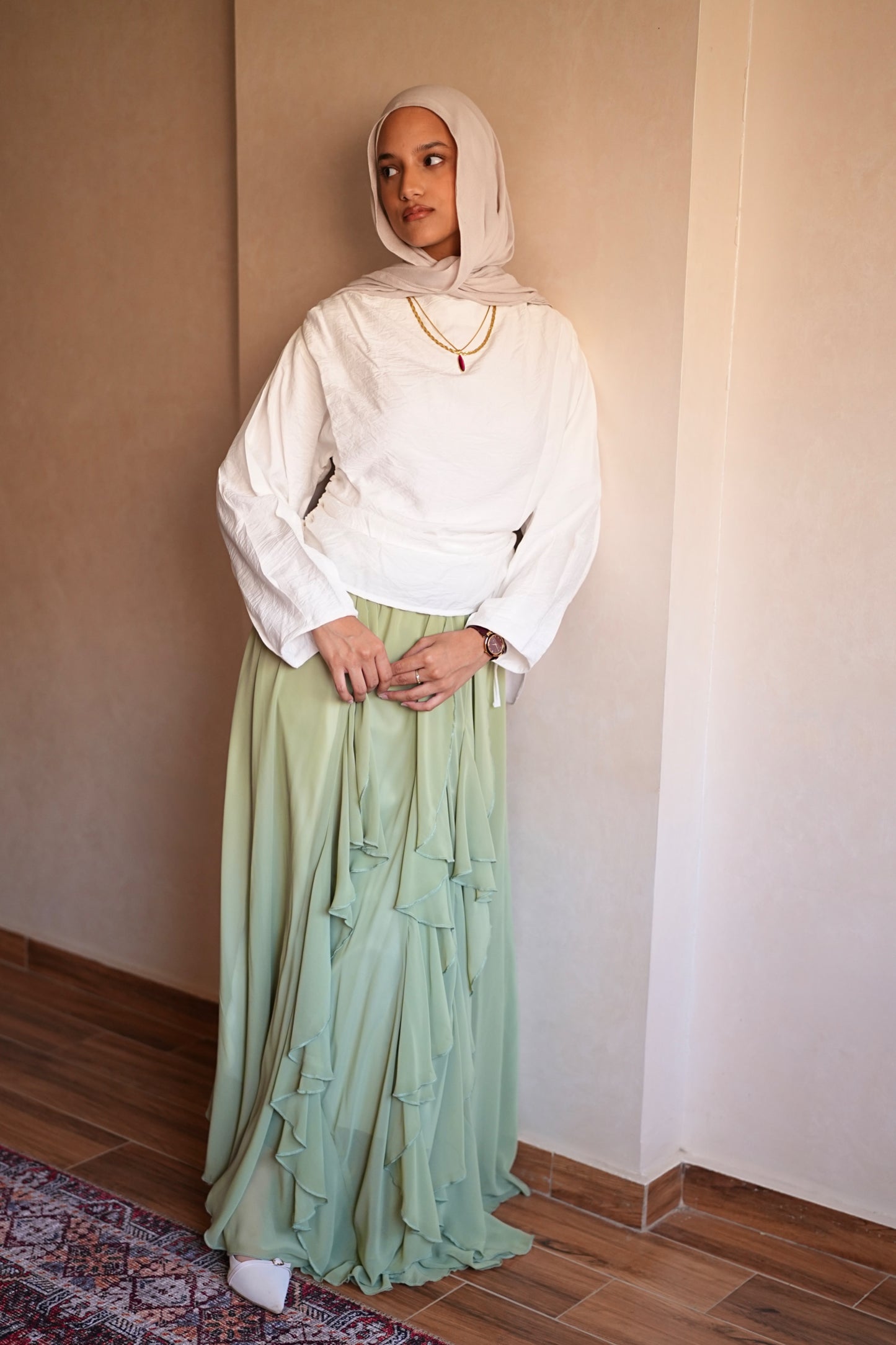 Ruched side top in white