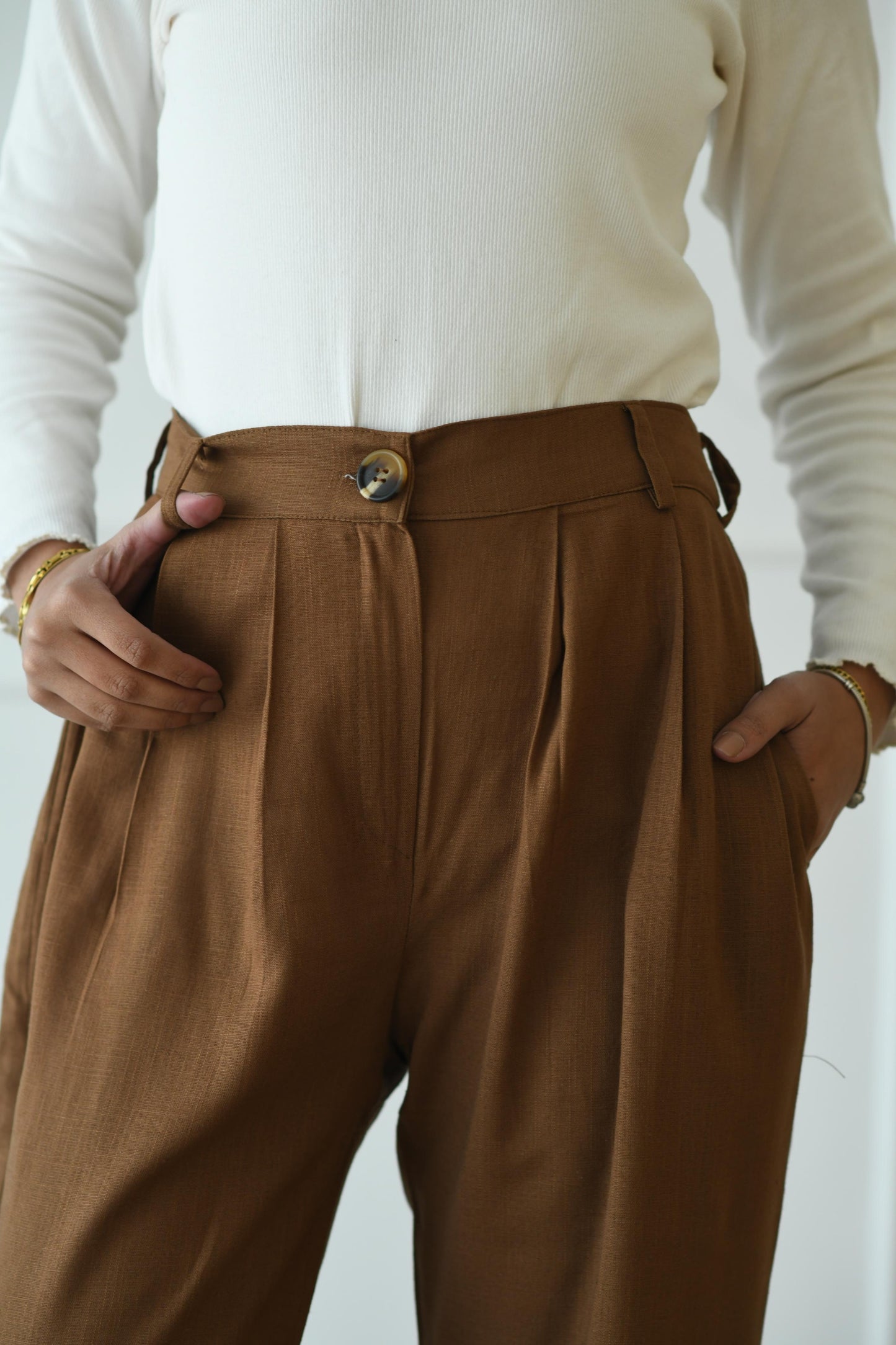 Go-to Linen Pants - Brown