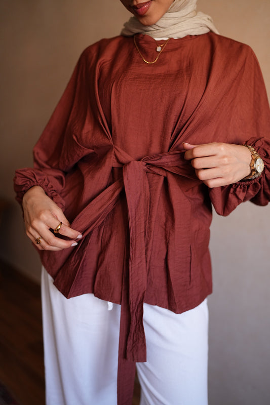 Belted top in Brick