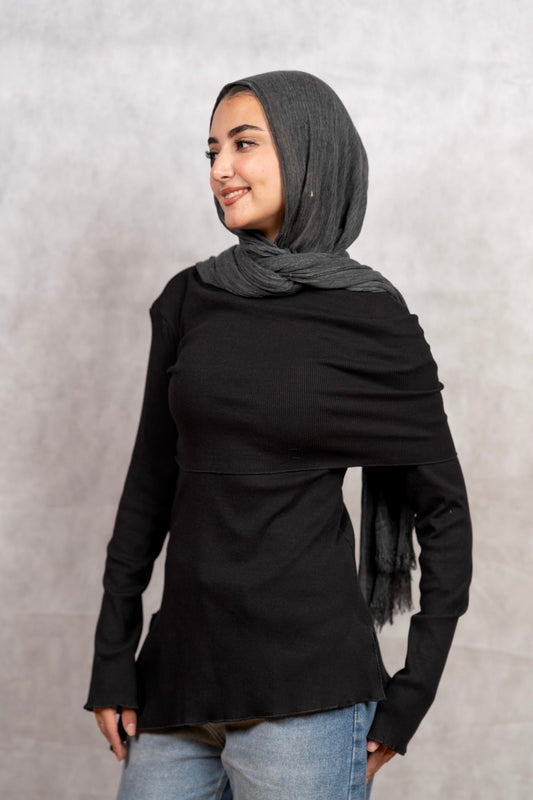 Off-Shoulder Top in Black