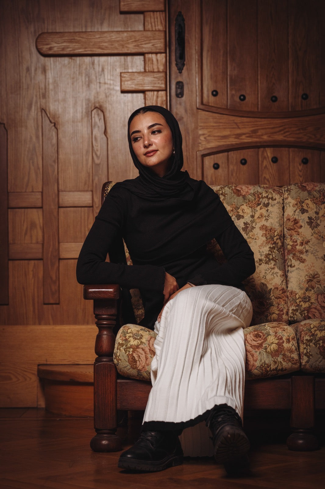 Knit Contrast Hem Skirt - white