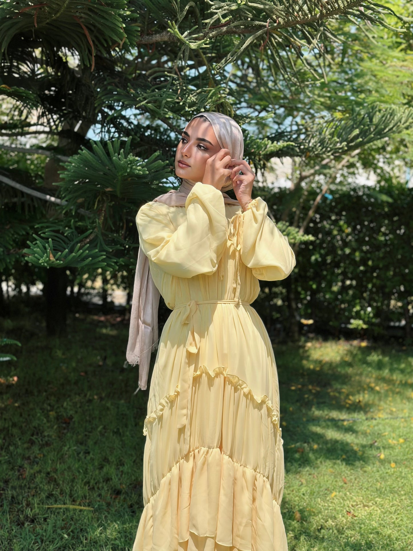 Grace dress in butter yellow