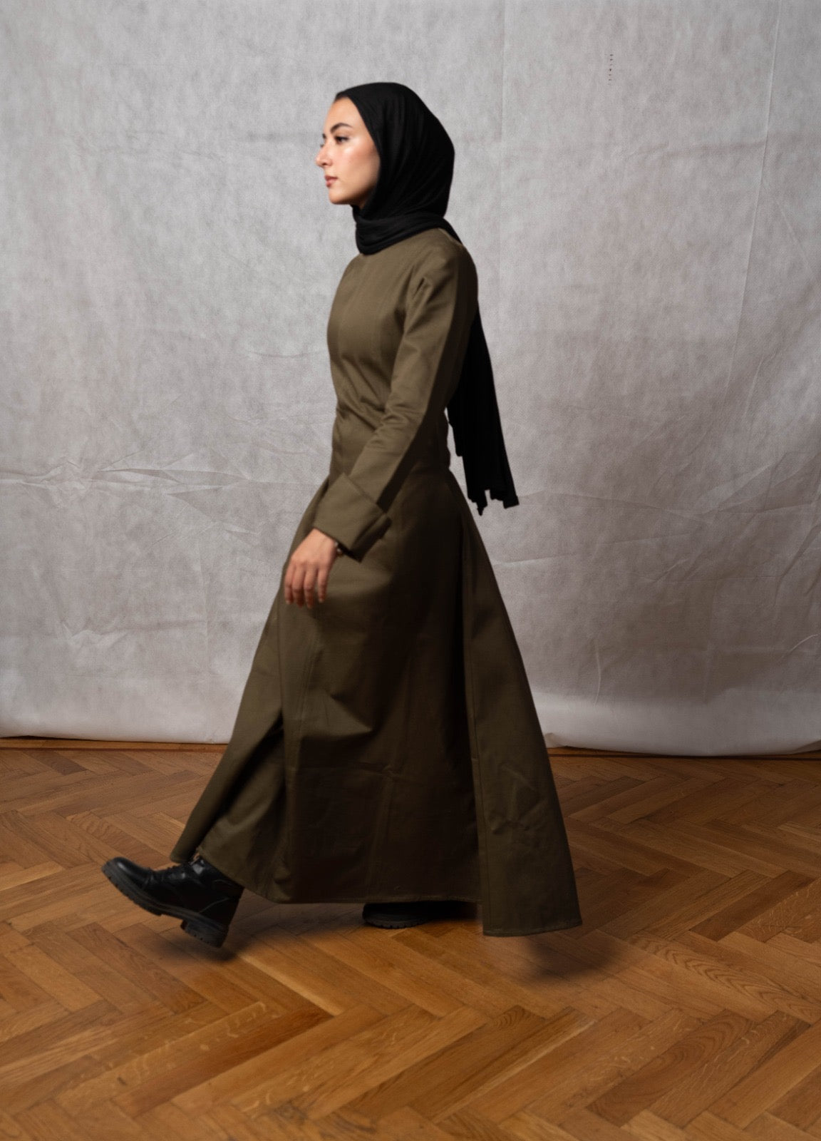 Timeless Ode Dress - Olive