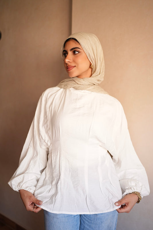 Belted top in white