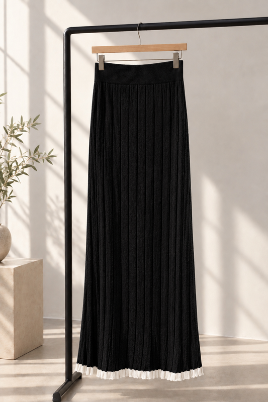 Knit Contrast Hem Skirt - Black