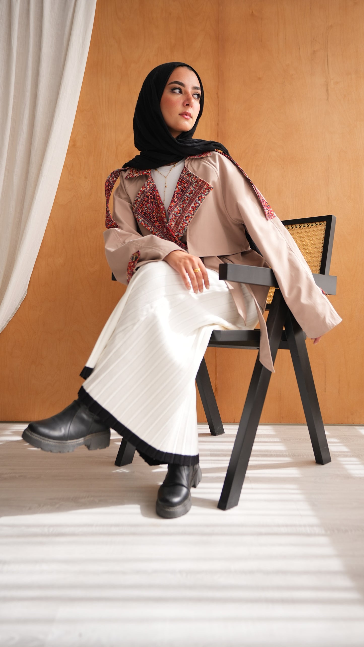 Persian mini trench in Beige